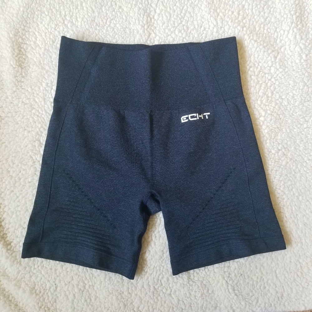 NWOT Echt Arise Shorts